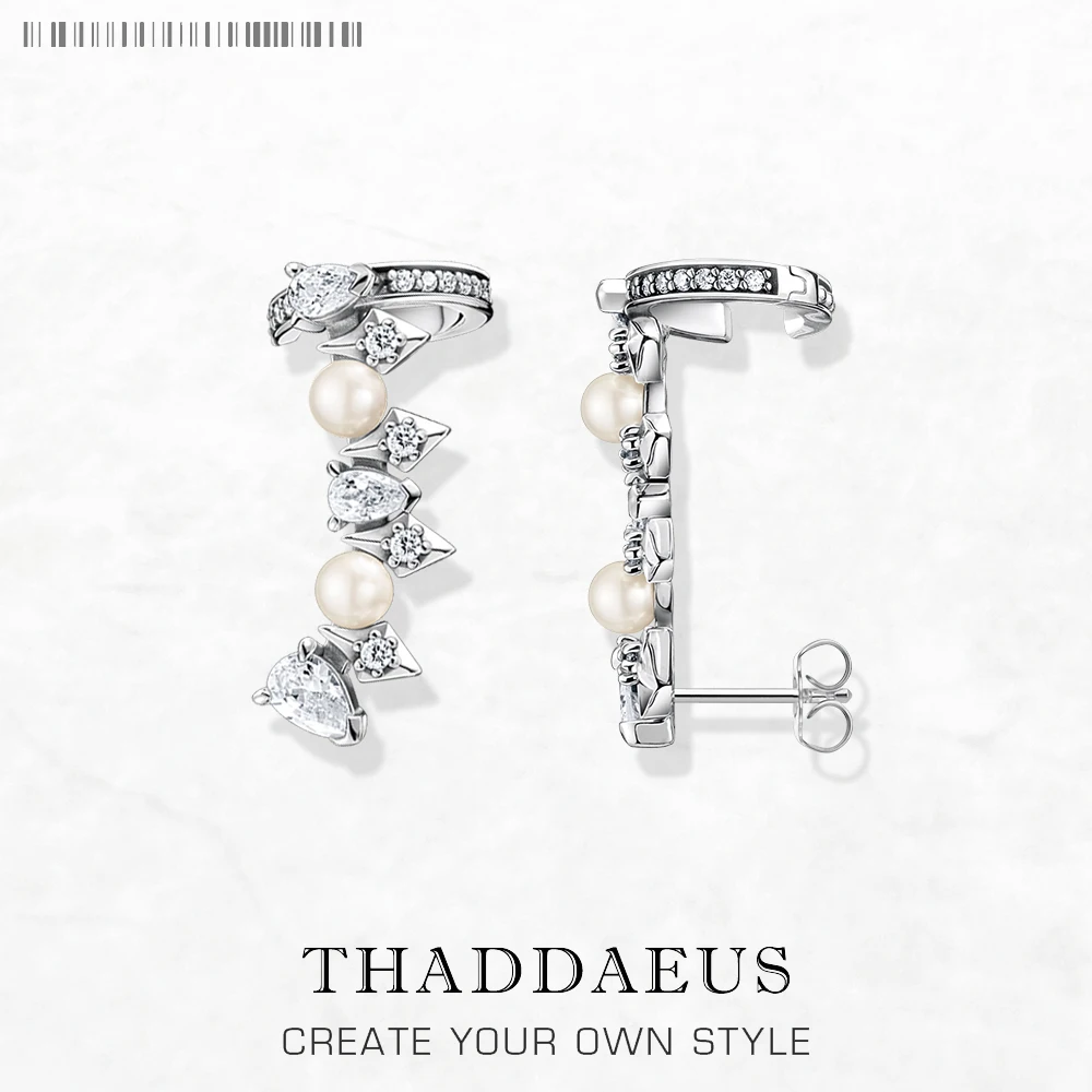 Pearls and Ice Crystals Glam Fashion Stud Earrings For Women