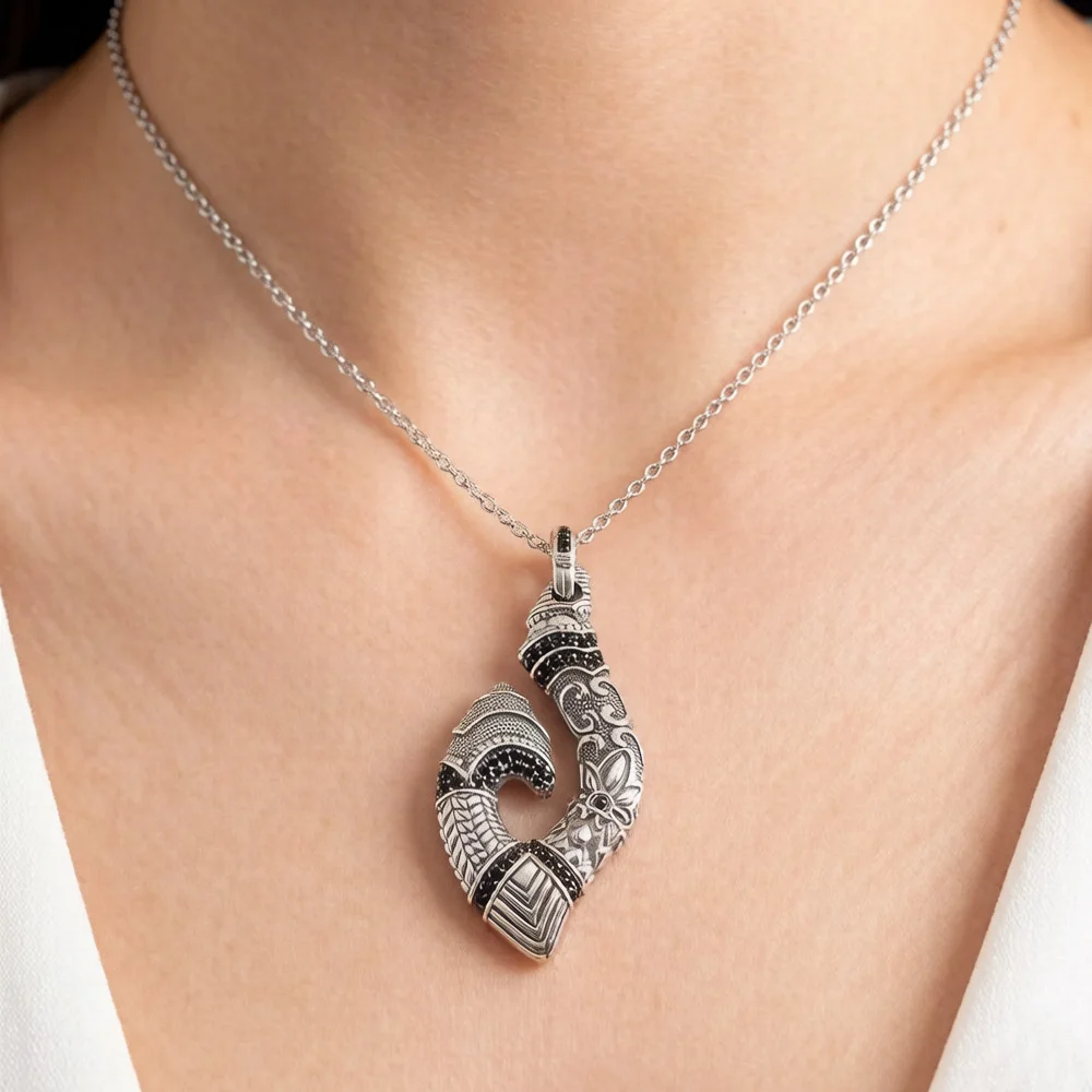 Vintage Ethnic Maori Hook Fashion Jewelry Sterling Silver Pendant - Image 2